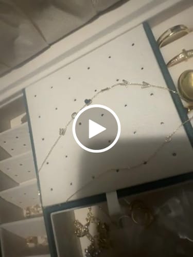 Customer video review of 14K Solid Gold Sideways Letter Necklace