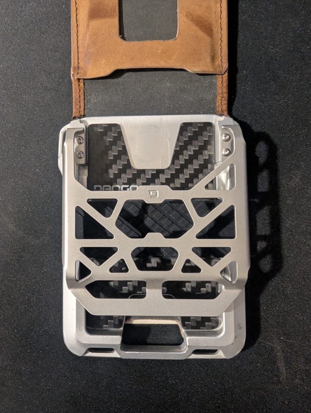 Customer photo review of VERTCIAL WALLET BANDS (M-Series, S1 Stealth Wallet and MC01 Money Clip)