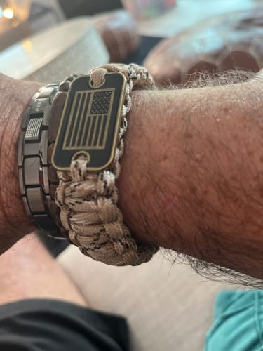 Customer photo review of Desert Camo Paracord Bronze Flag Bracelet - Helps Pair Veterans With A Service Dog Or Shelter Dog