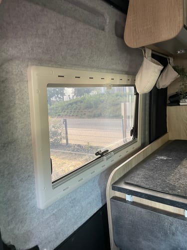 Customer photo review of Carpet Filz selbstklebend für Camper