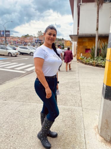 Customer photo review of Botas Maca Estrellas