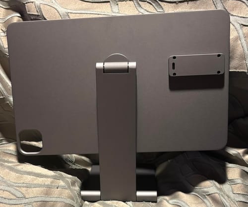 Customer photo review of KUXIU X33 Pro MAX(2025) iPad Magnetic Charging Stand