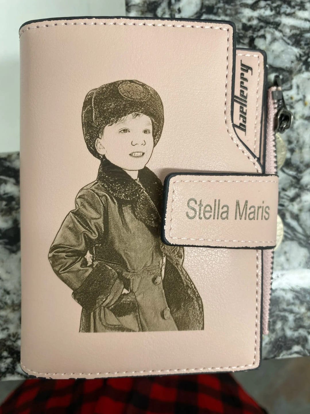 Customer photo review of PU Leather Wallet Photo Name Tri-Fold Zipper — Black | KIMLUD