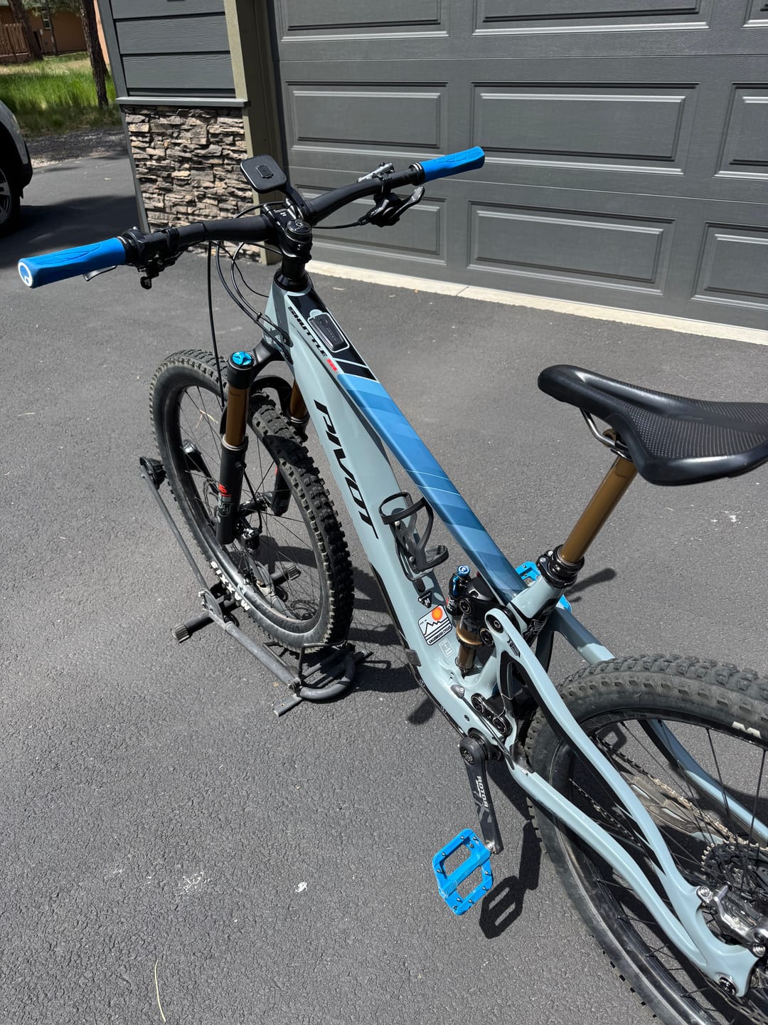Customer photo review of Custom Frame Keeper