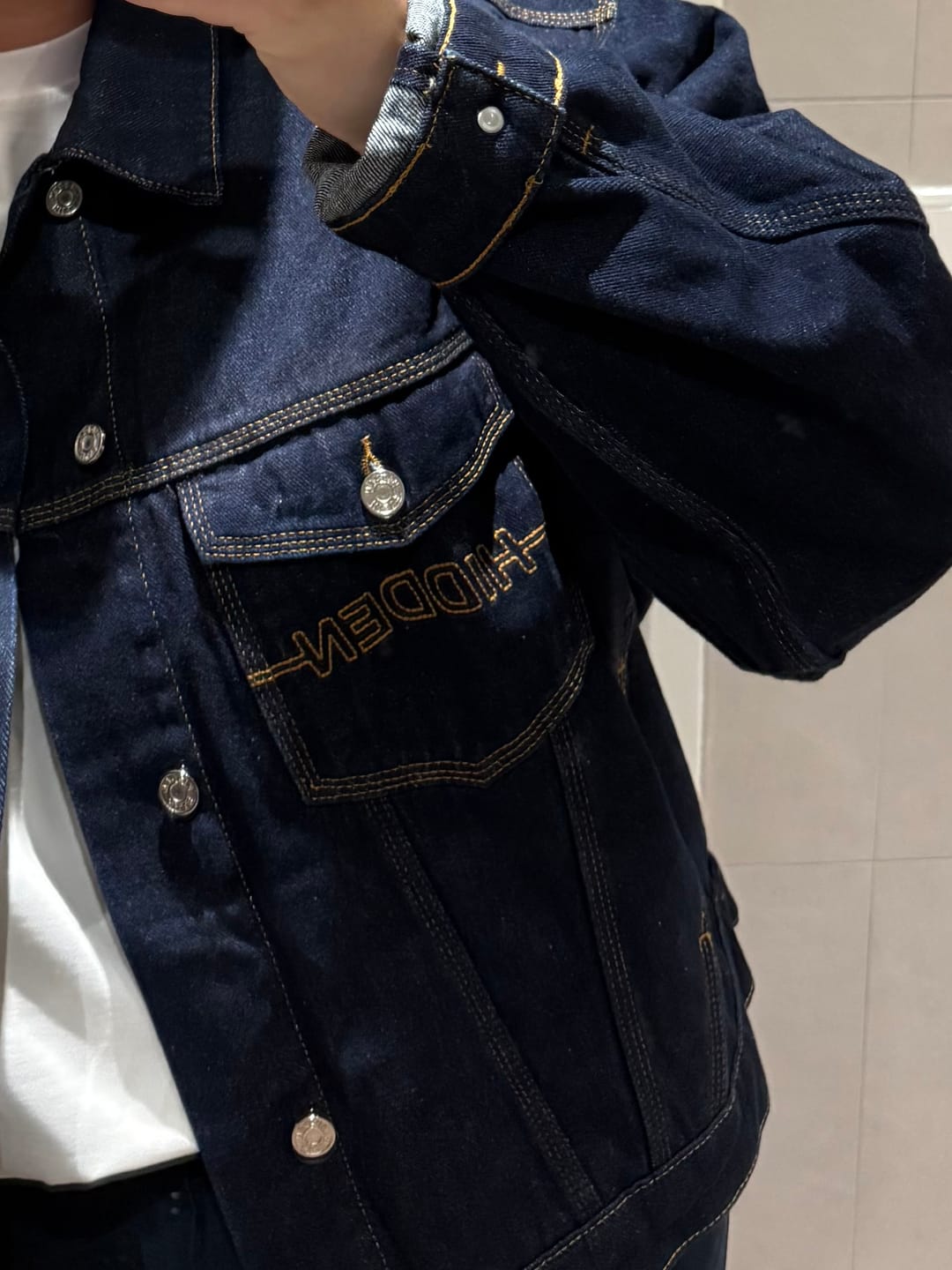 Customer photo review of LOGO STITCH DENIM JACKET INDIGO
