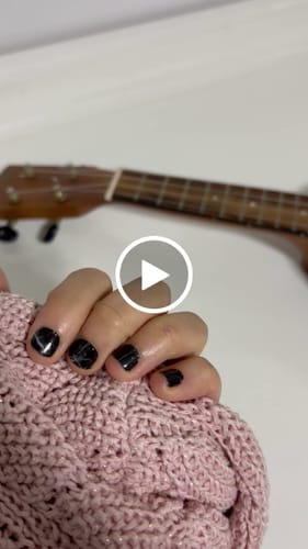 Customer video review of Beige Floreado | Stickers de Esmalte