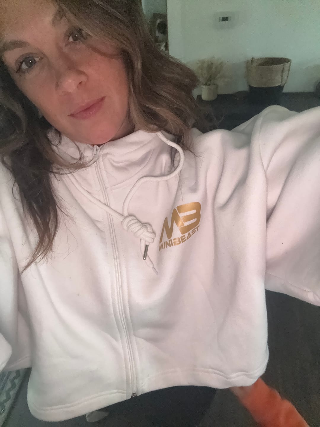 Customer photo review of Boyfriend Cropped Hoodie