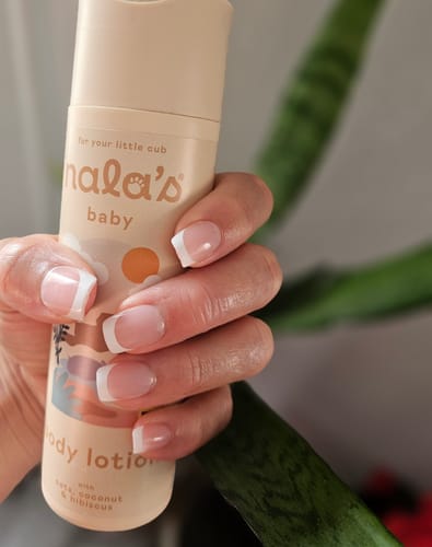 Customer photo review of Pink Extra Short Square Nails - Press On Nails