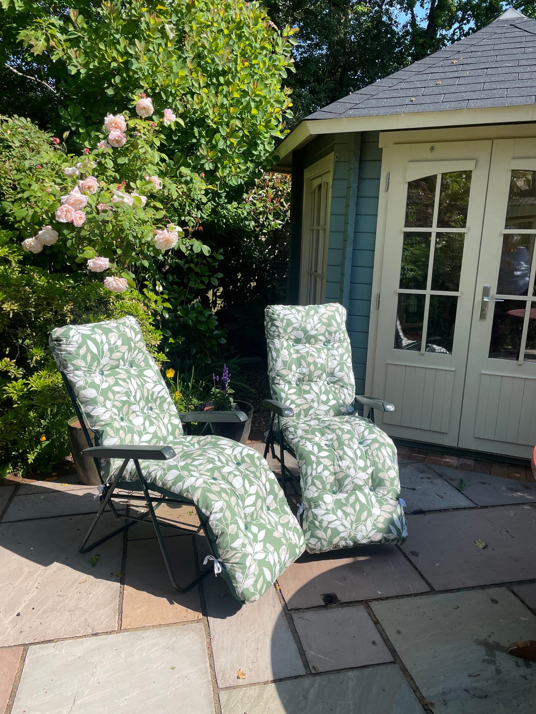 Customer photo review of Glendale Garden Relaxer REPLACEMENT CUSHION ONLY (pattern options available)