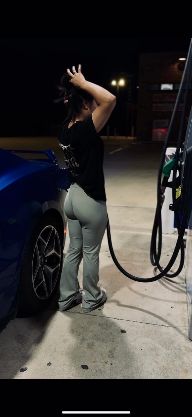 Customer photo review of W269 Luna Flare Leggings