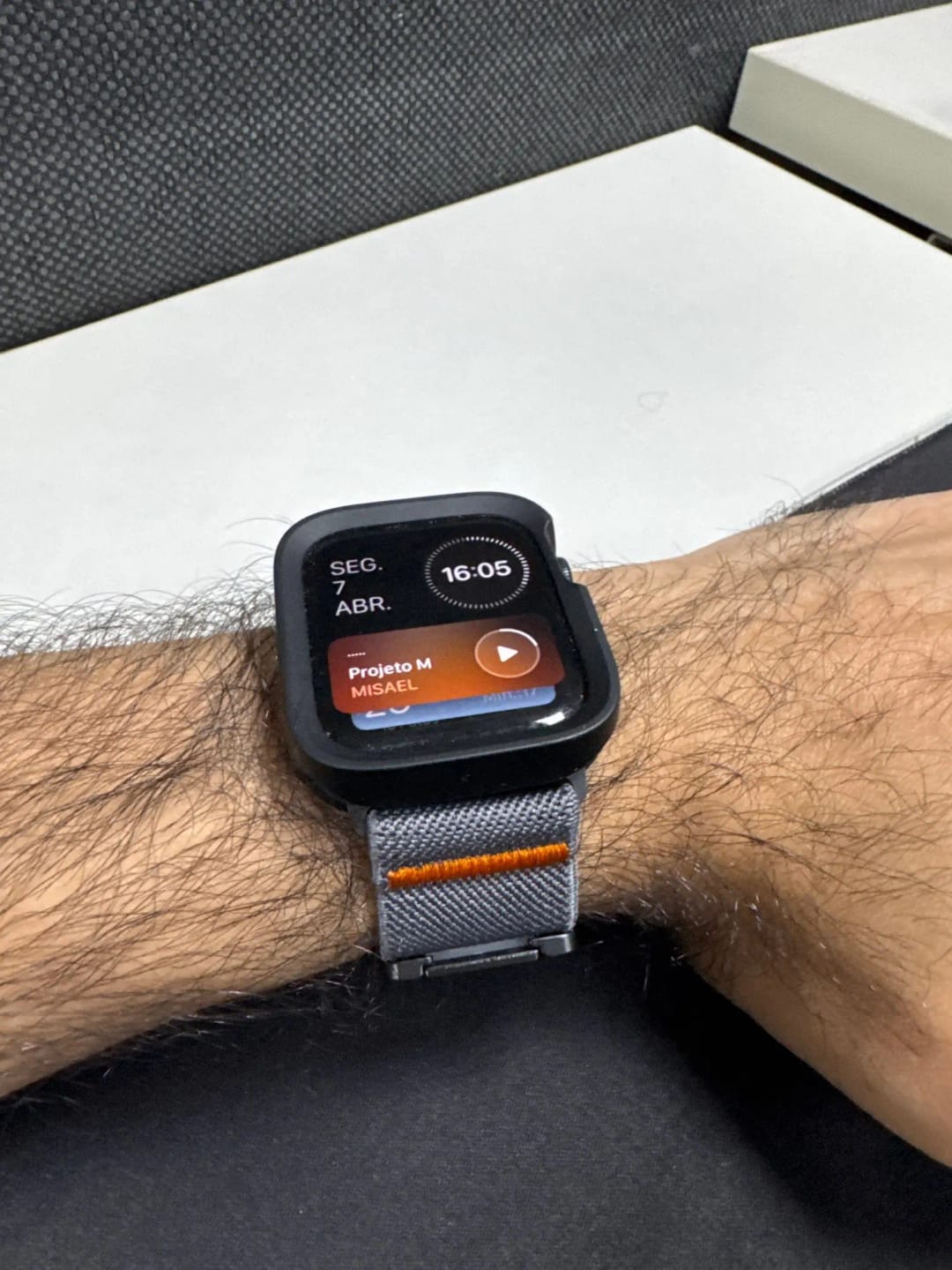 Customer photo review of bandkult Apple Watch Armband "Skydive"