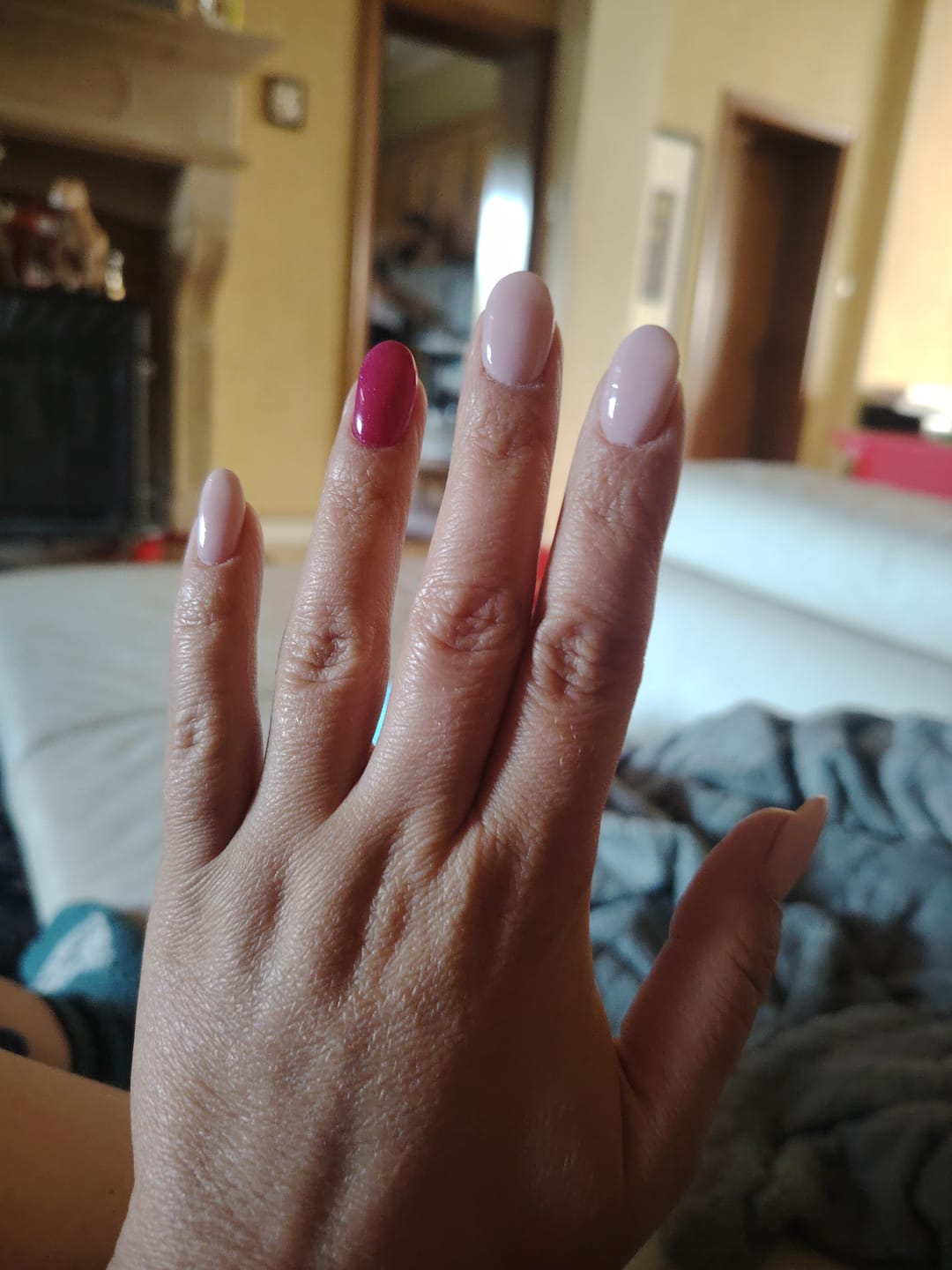 Customer photo review of Nude Beige Dipping Powder