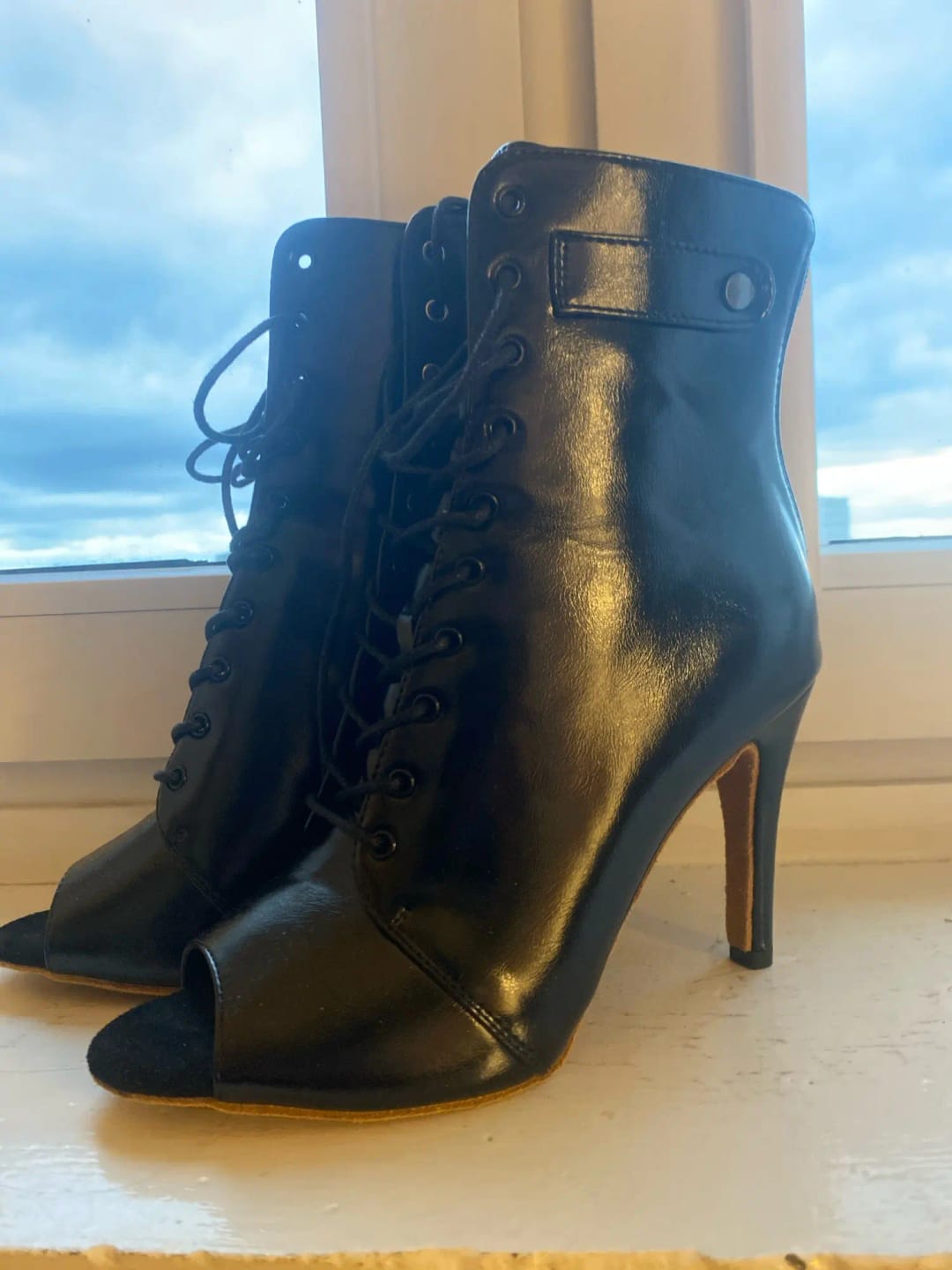 Customer photo review of Chaussures de danse heels montantes LINA
