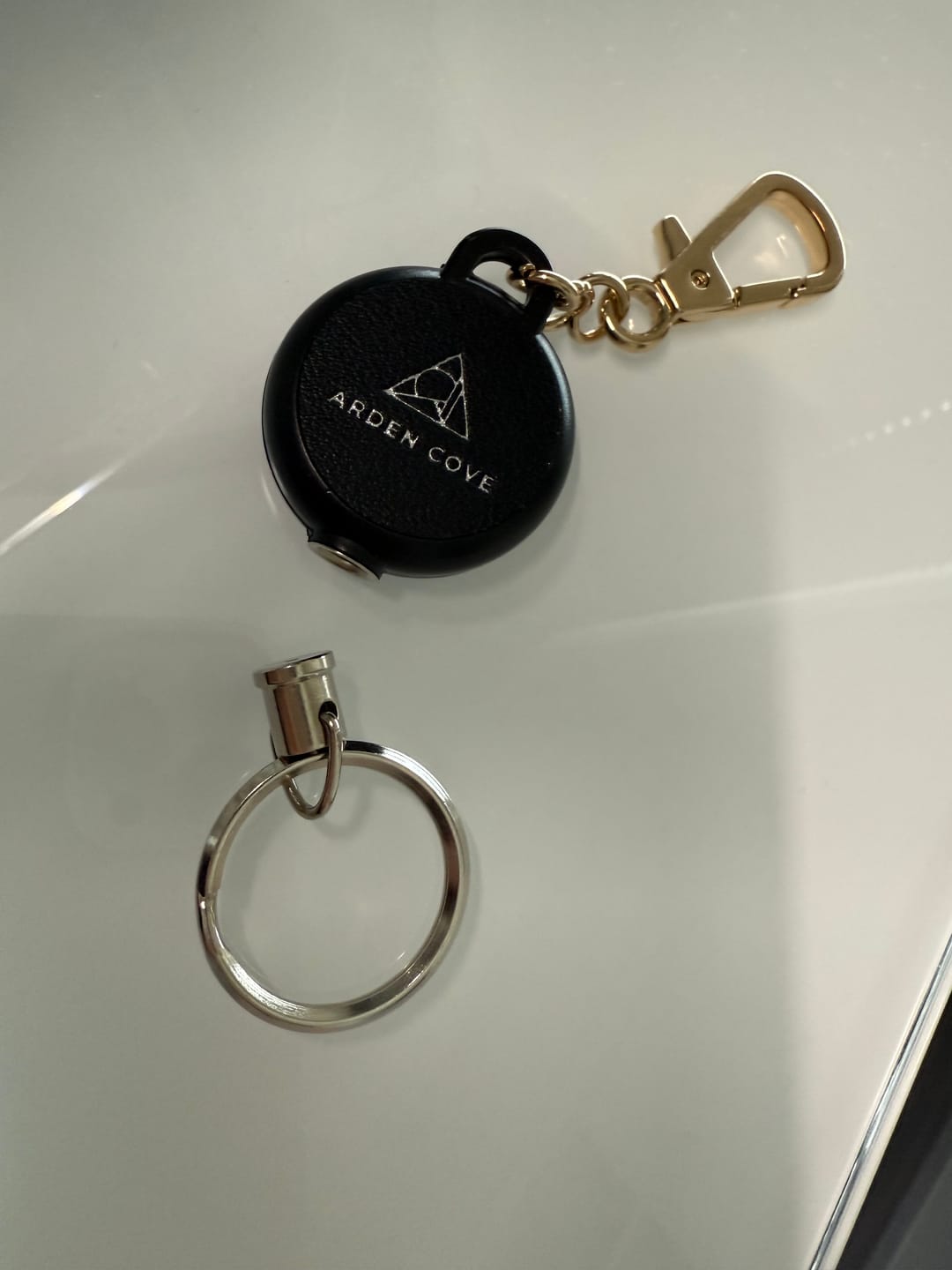 Customer photo review of Steel Cable Phone Tether