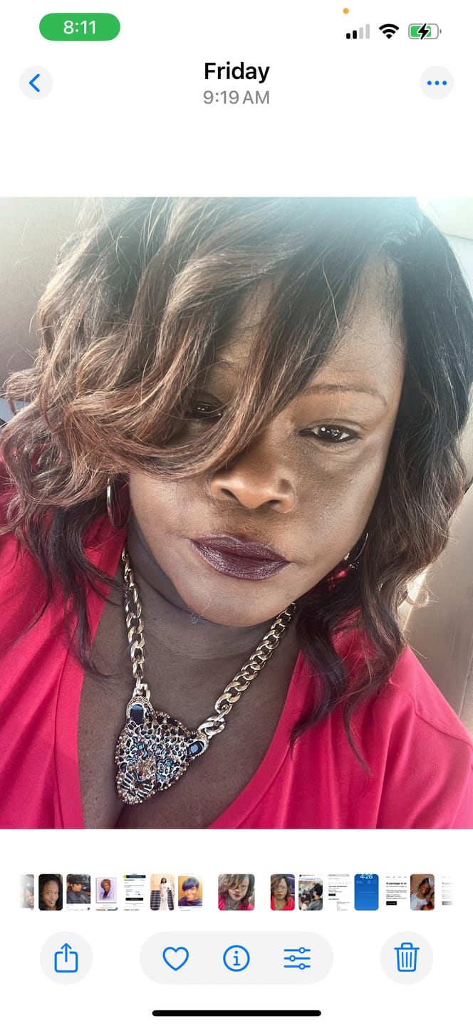 Customer photo review of Freetress Equal Invisible L-Part Hand-Tied Wig - CHASTY