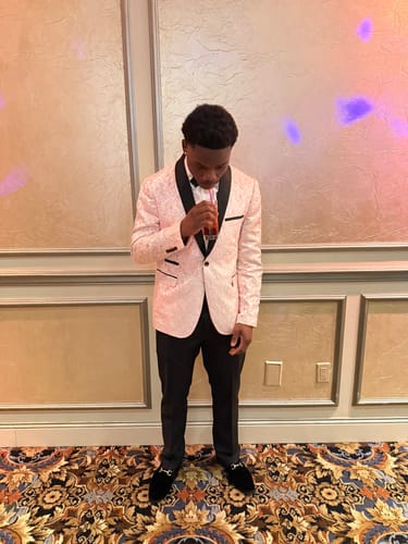 Customer photo review of Men's 2-Piece Pink Jacquard Embroidery Paisley Suit