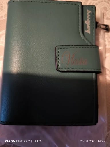 Customer photo review of PU Leather Wallet Photo Name Tri-Fold Zipper — Black | KIMLUD