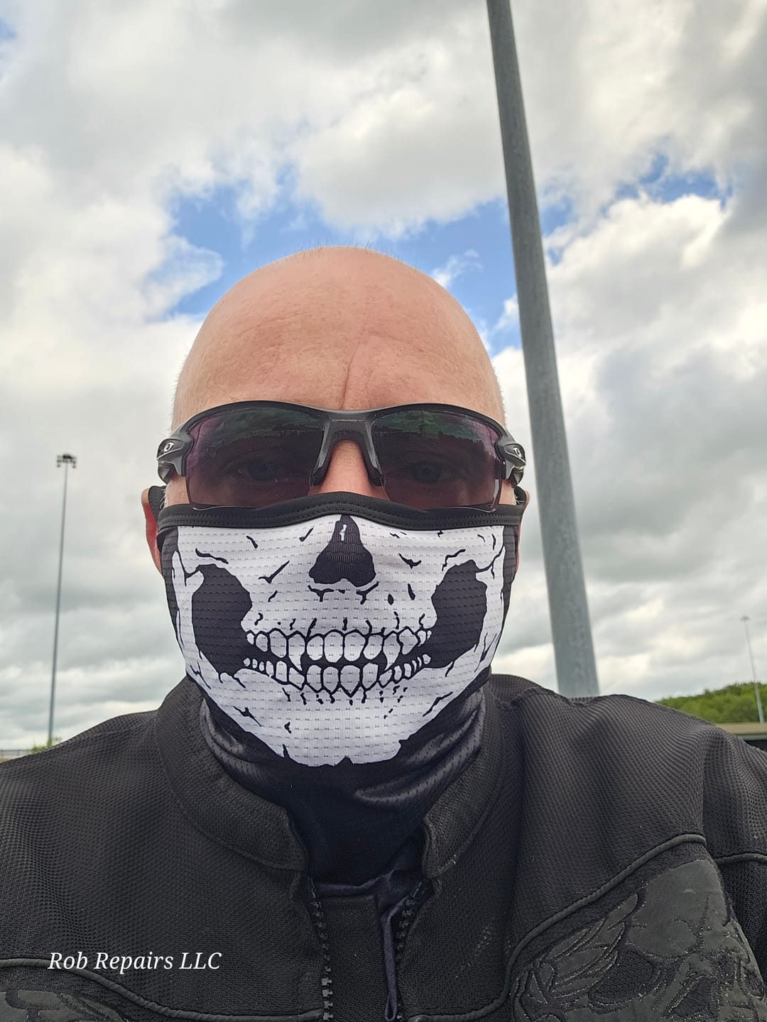 Customer photo review of Breathable UV-Block Neck Gaiter Bandana