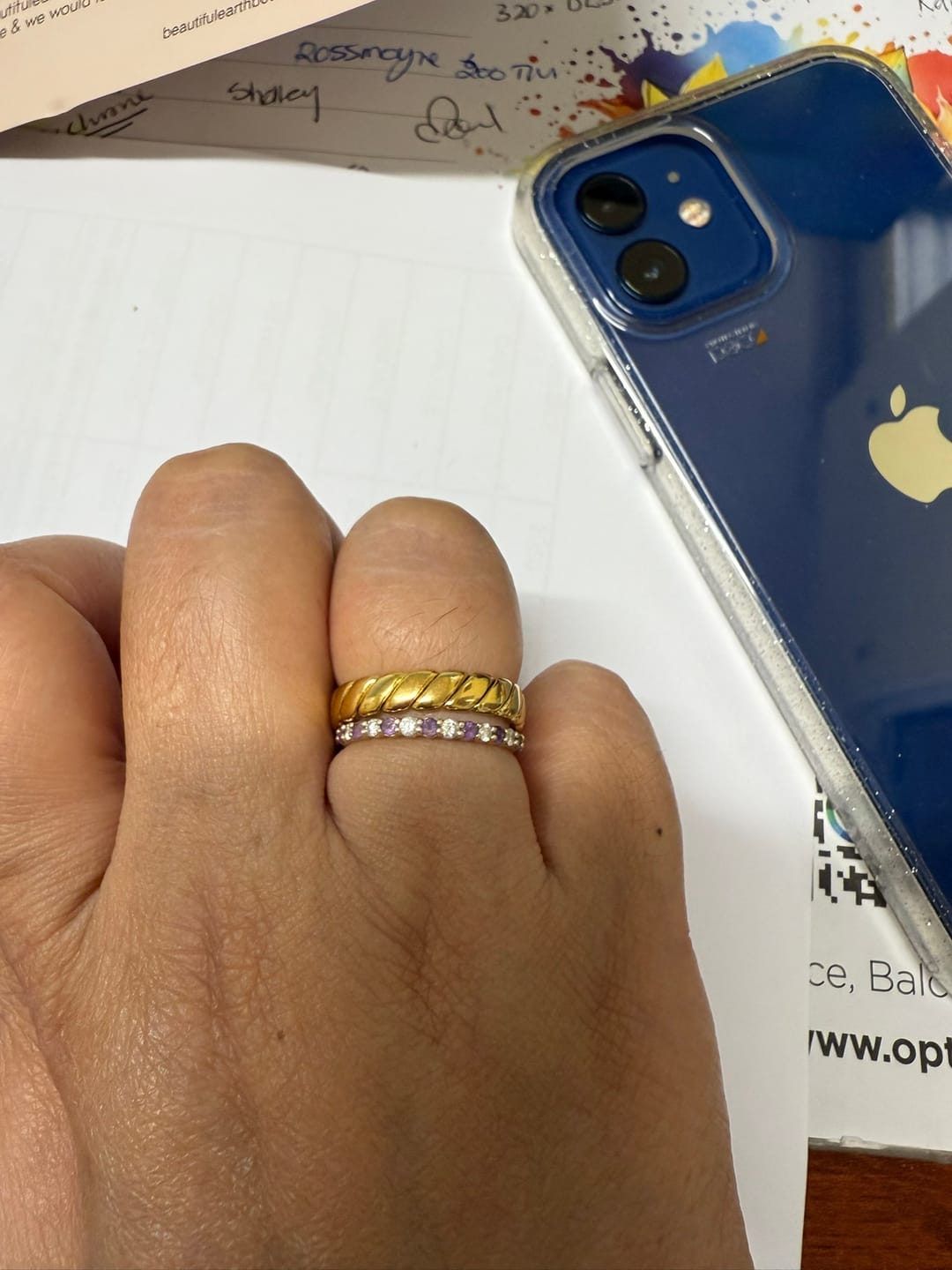 Customer photo review of Calira Twisted Infinity Ring