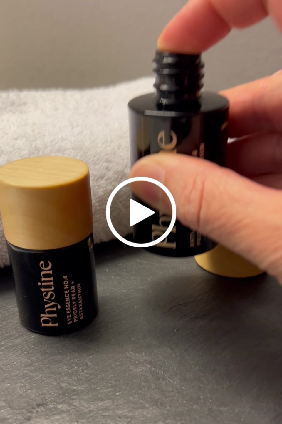 Customer video review of Anti-Aging Set No.4