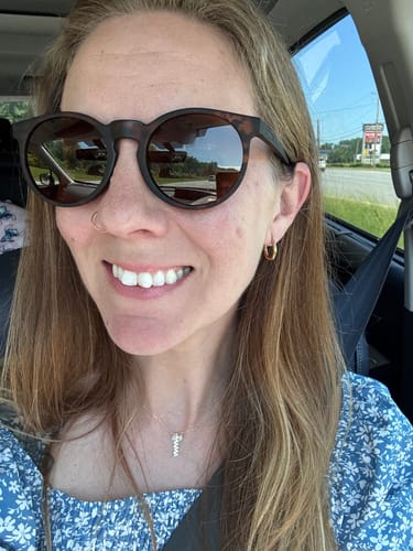 Customer photo review of Hexagon Huggies