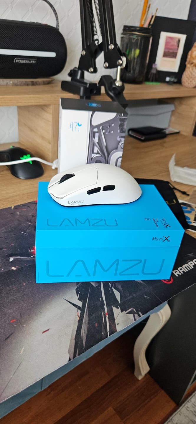 Customer photo review of Lamzu Maya X Wireless Mouse
