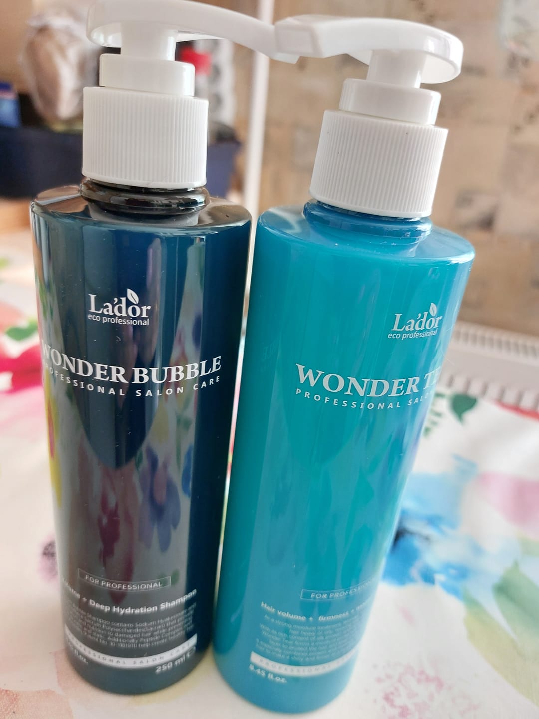 Customer photo review of Mitrinošs šampūns matu apjomam un nogludināšanai Lador Wonder Bubble Shampoo