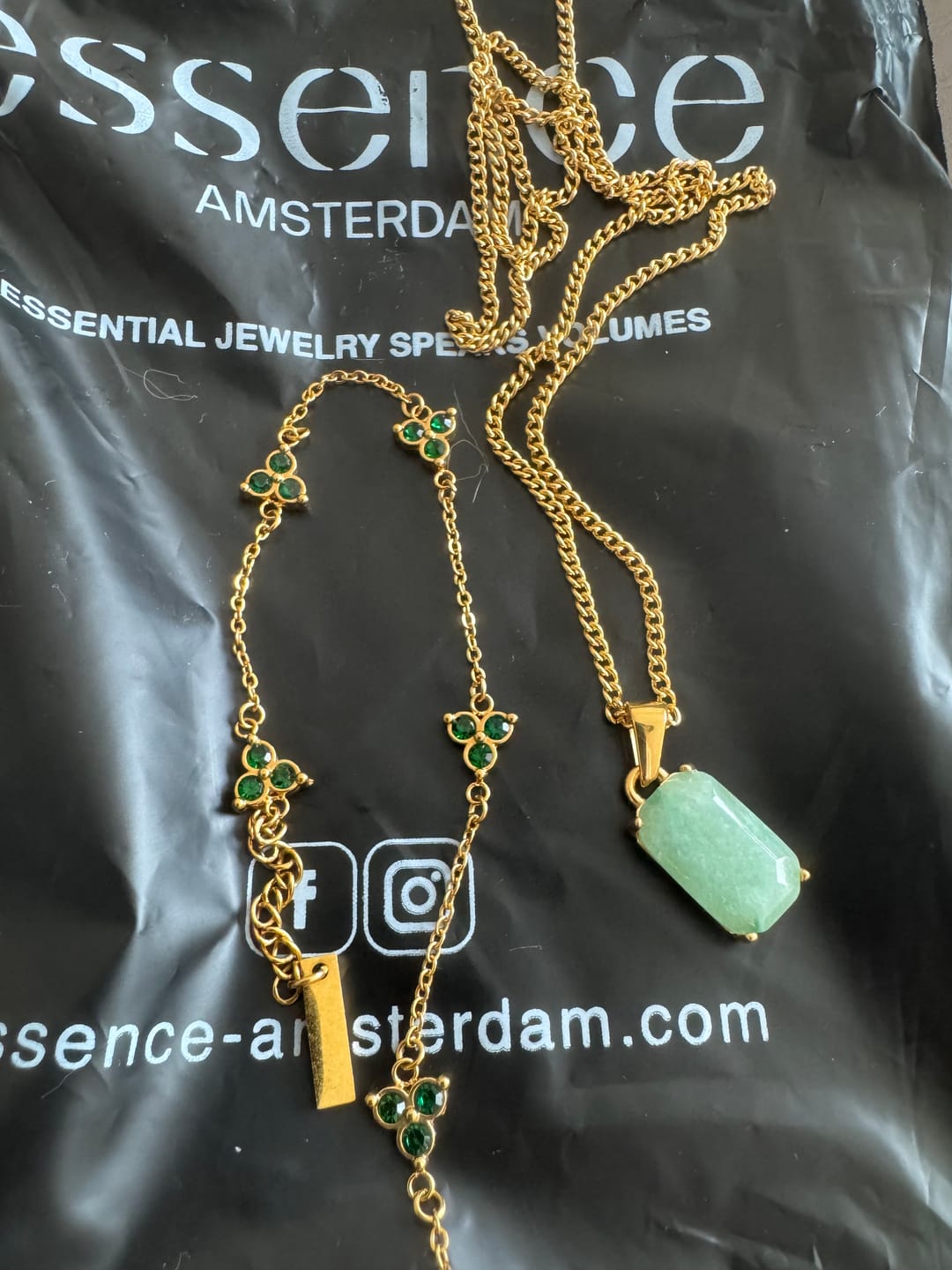 Customer photo review of Aurora (Gold)