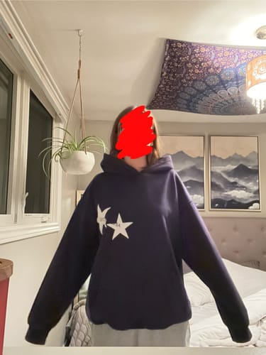 Customer photo review of Aelfric Eden Star Color Contrast Hoodie