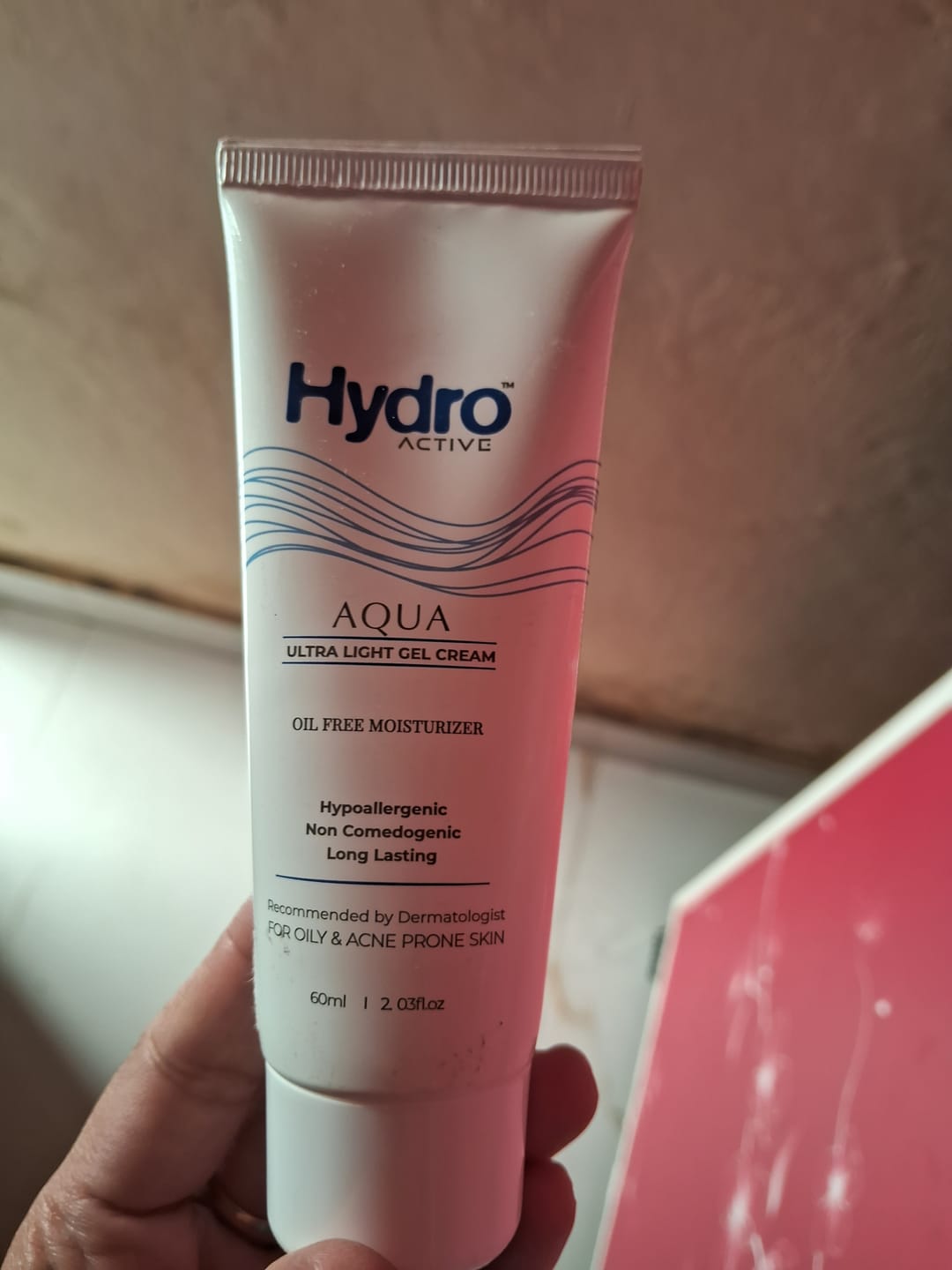 Customer photo review of Hydro Active Aqua Ultra Light Gel Cream