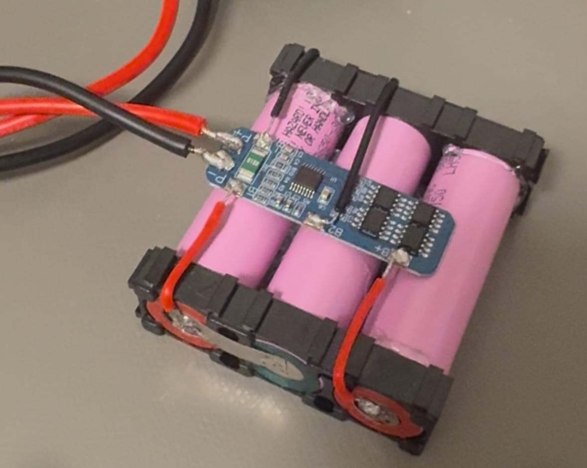 Customer photo review of Samsung 30Q 18650 3000mAh 15A Battery