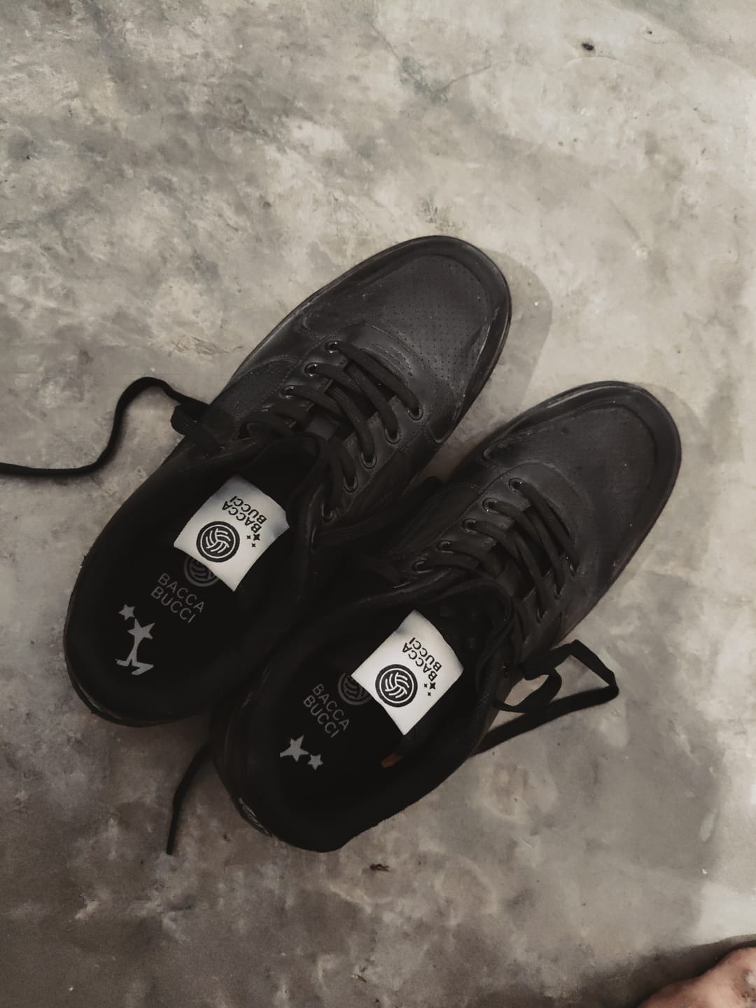 Customer photo review of Bacca Bucci Cosmic Dream 🪐 Sneakers – Low-Top Space-Inspired Sneaker Collection