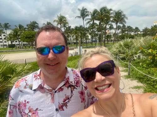 Customer photo review of Men's Floral Cotton Tropical Hawaiian Shirt