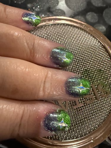 Customer photo review of Stars Hollow PLAY Nail Art Sticker