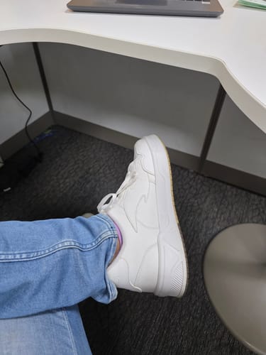 Customer photo review of ZEUS Moonlight White