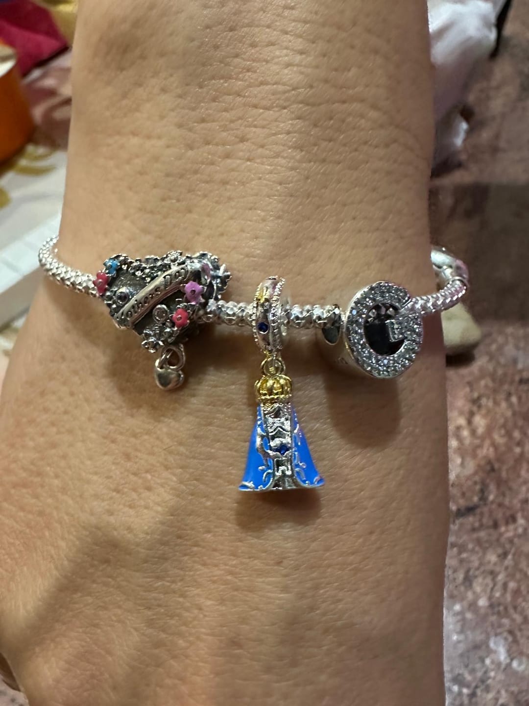 Customer photo review of Charm Letras del Alfabeto