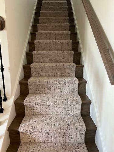 Customer photo review of Exquisite Portrait Corinthian Column Modern Farmhouse Stair Runner