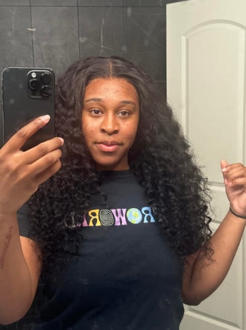 Customer photo review of MORE FACE Deep Wave Curly Human Hair Wigs 13x4 13x6 Transparent Lace Front Human Hair Wigs