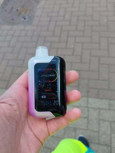 Customer photo review of SMOK Spaceman - SP40000 - 40000 Bouffées - 2% de nicotine - Puff Jetable / Vape Disposable