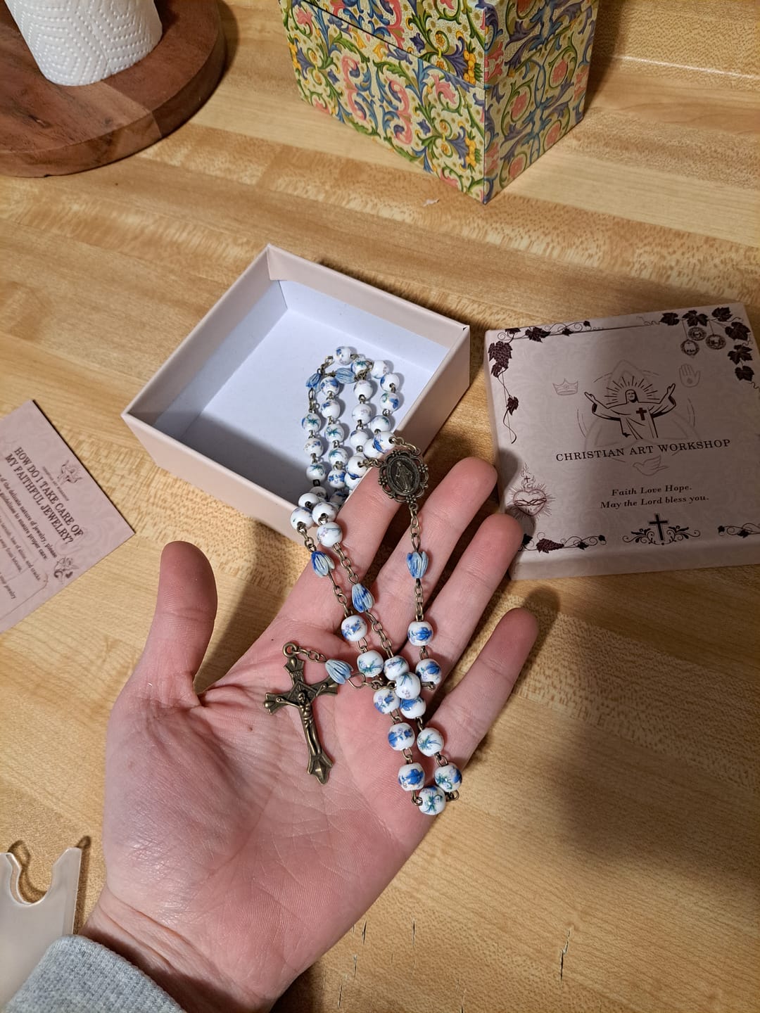 Customer photo review of FREE Today: Immaculate Heart of Mary & Crucifix of 8 mm Round Blue Floral Acrylic Alloy Chain Rosary