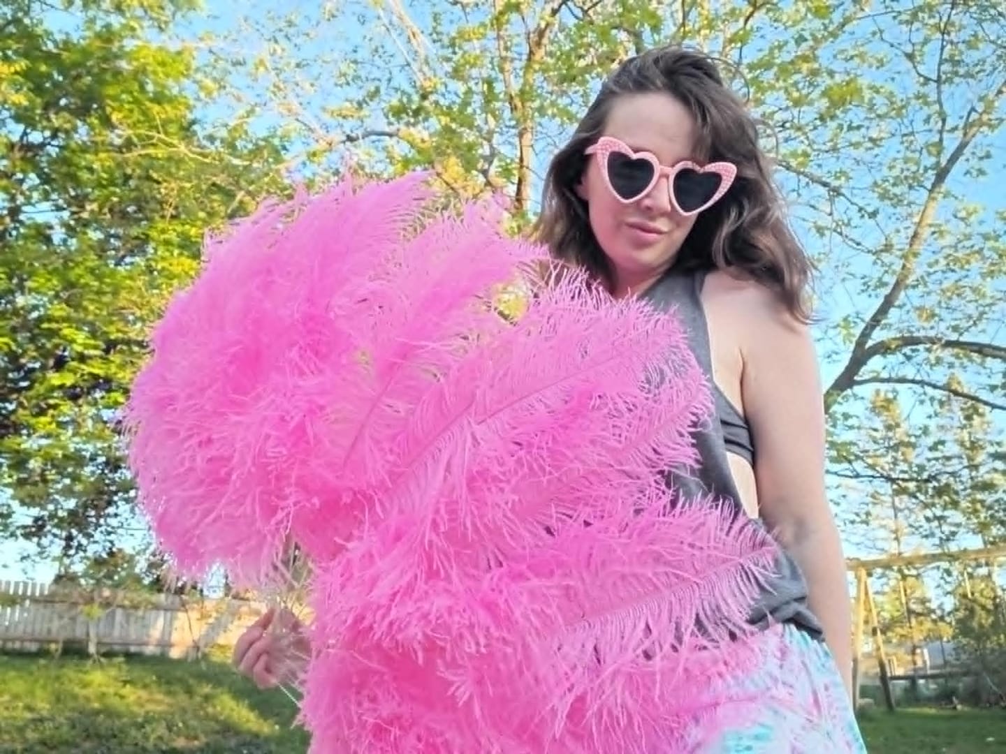 Customer photo review of Value Burlesque Fan - Double Layer