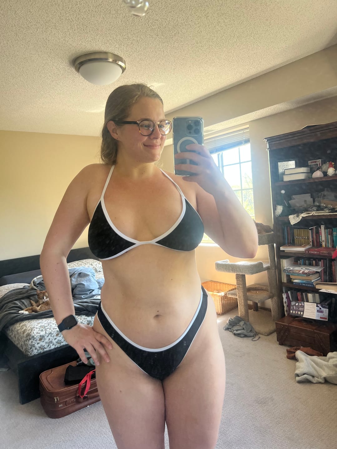 Customer photo review of LILY Black & White Minimal Triangle Top
