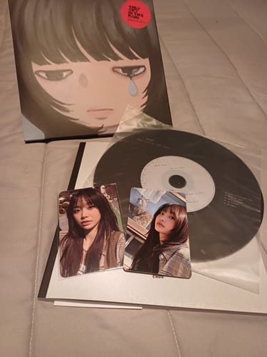 undefined review of CHUU - ONLY CRY IN THE RAIN 3RD MINI ALBUM STANDARD image 1 out of 3