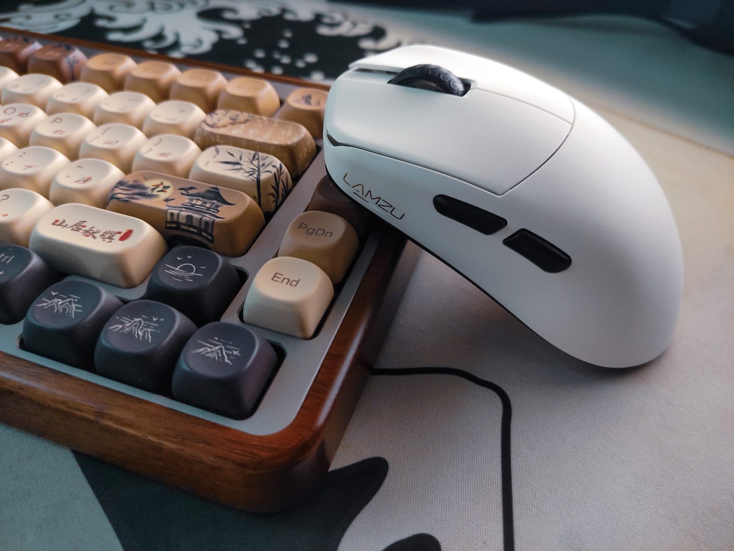 Customer photo review of Lamzu Maya X Wireless Mouse