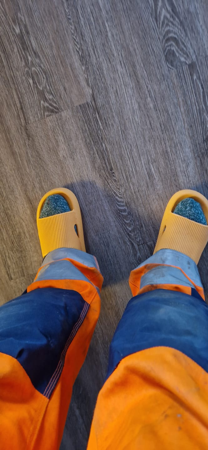 Customer photo review of HappyFlops Limited Editions