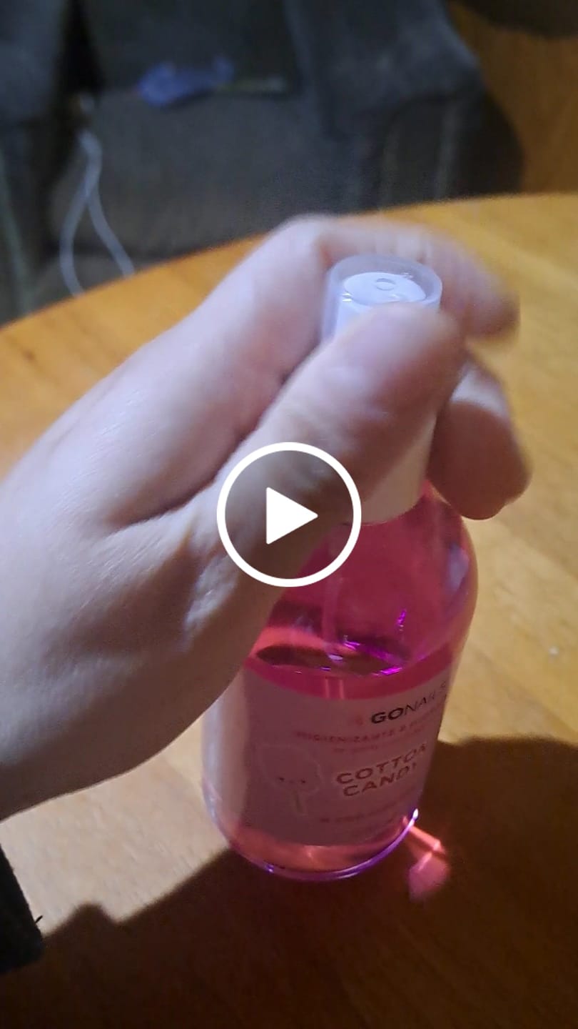 Customer video review of Higienizante e Hidratante de Manos y Pies - Cotton Candy