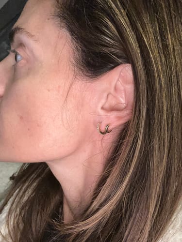 Customer photo review of Taylor Earrings Set