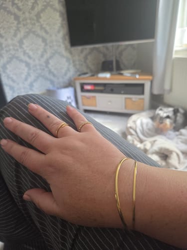 Customer photo review of Classic Claw Ring