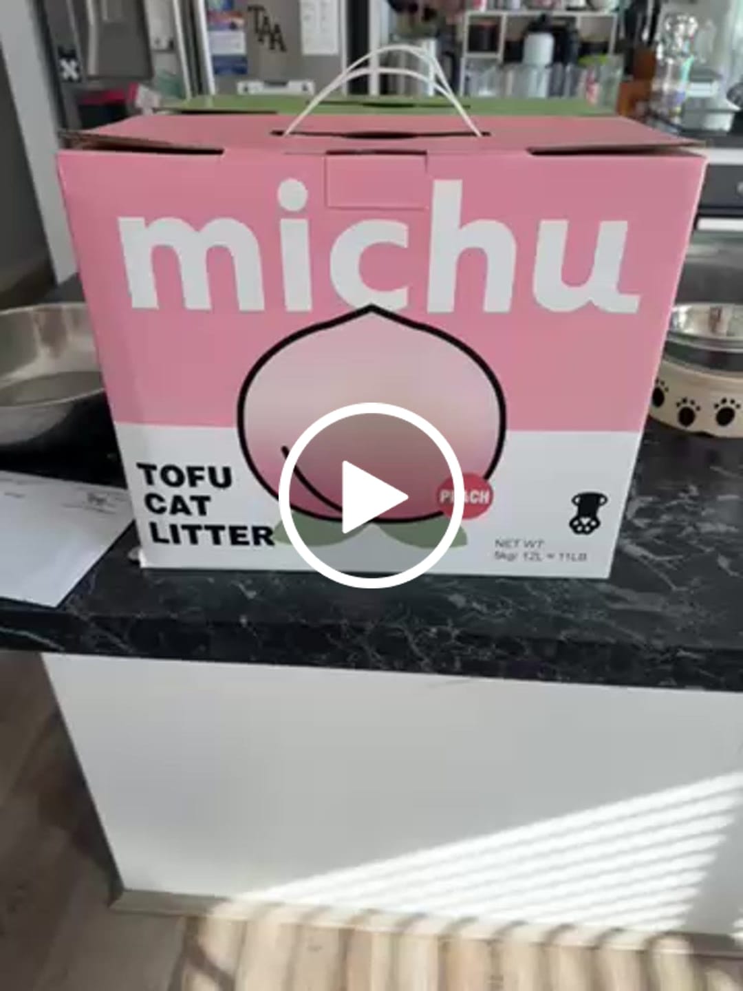Customer video review of Michu Tofu Cat Litter Gen3 - Natural Clumping Tofu-Based Formula - Value Box 5 kg
