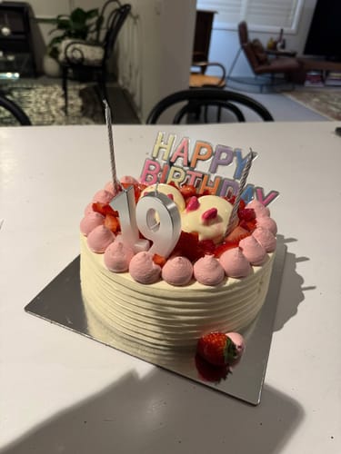 Elspeth M. review of Strawberry Bunny image 1 out of 1